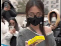 娱乐吃瓜真实爆料视频,真实爆料视频背后的惊人真相