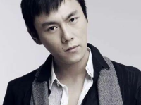娱乐吃瓜君秦昊,从文艺片小生到综艺明星，娱乐圈的蜕变之路