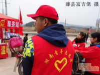 热情服务图片,温暖同行——热情服务瞬间记录”